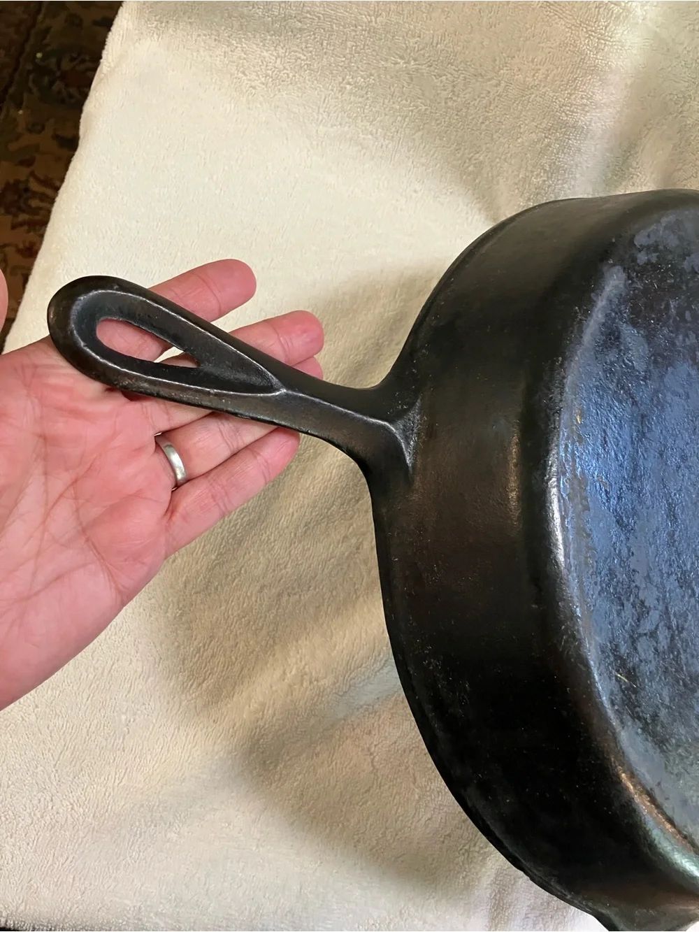 Antique Wagner Ware #12 cast-iron skillet frying pan